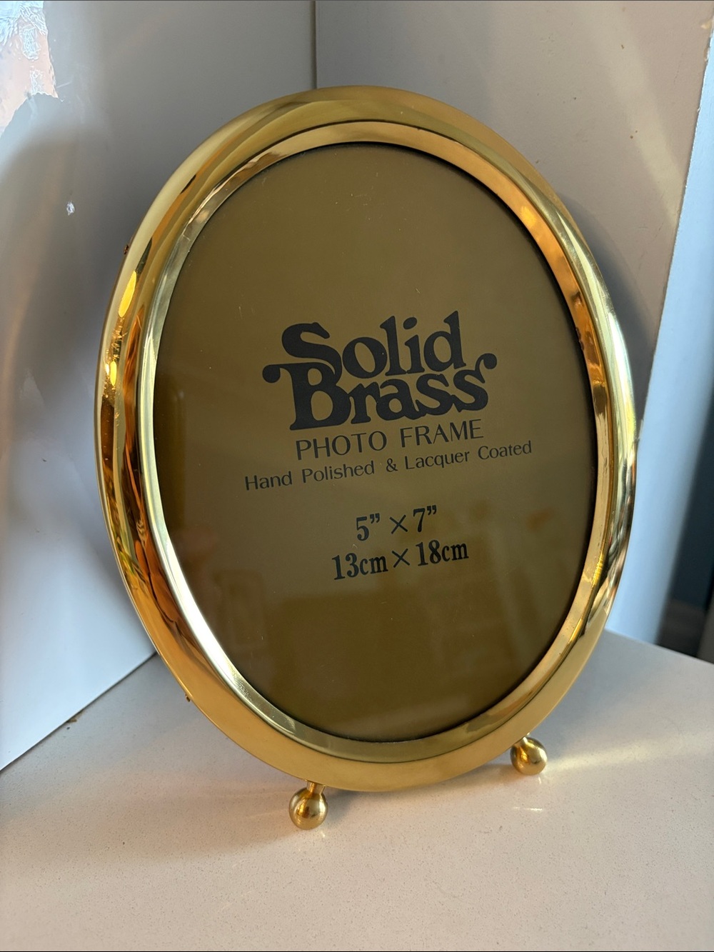 Solid Brass Oval 5x7” Picture Frame with Ball Feet